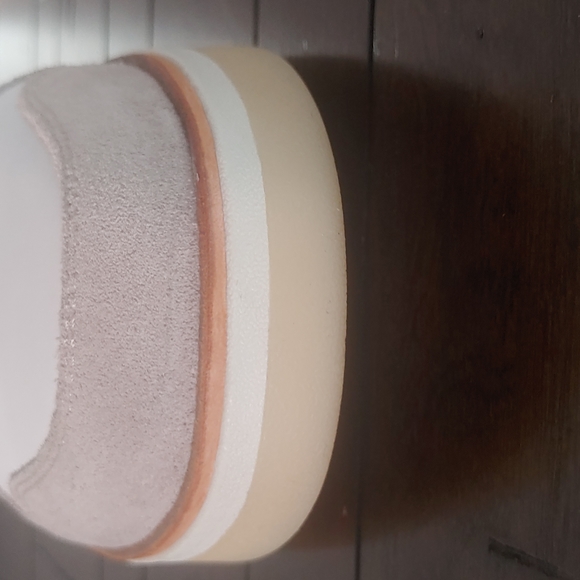 Cole Haan Men's sz 11.5 sneaker (hard to find size & style A+lookers)NEW-w/socks - Picture 16 of 16